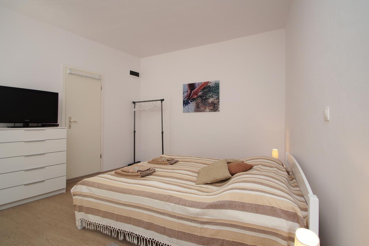 White House Apartments 코츌라 외부 사진
